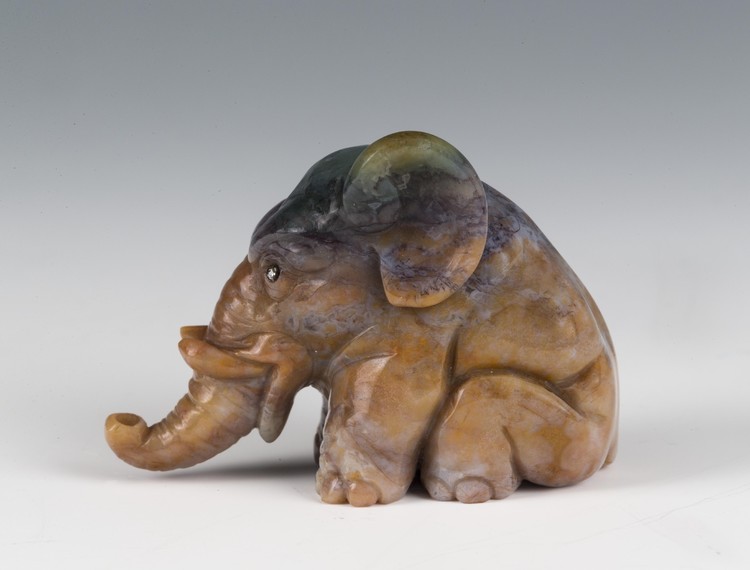 Elephant figurine - фото, ракурс 2