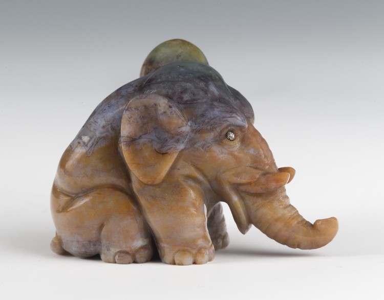 Elephant figurine - фото, ракурс 3