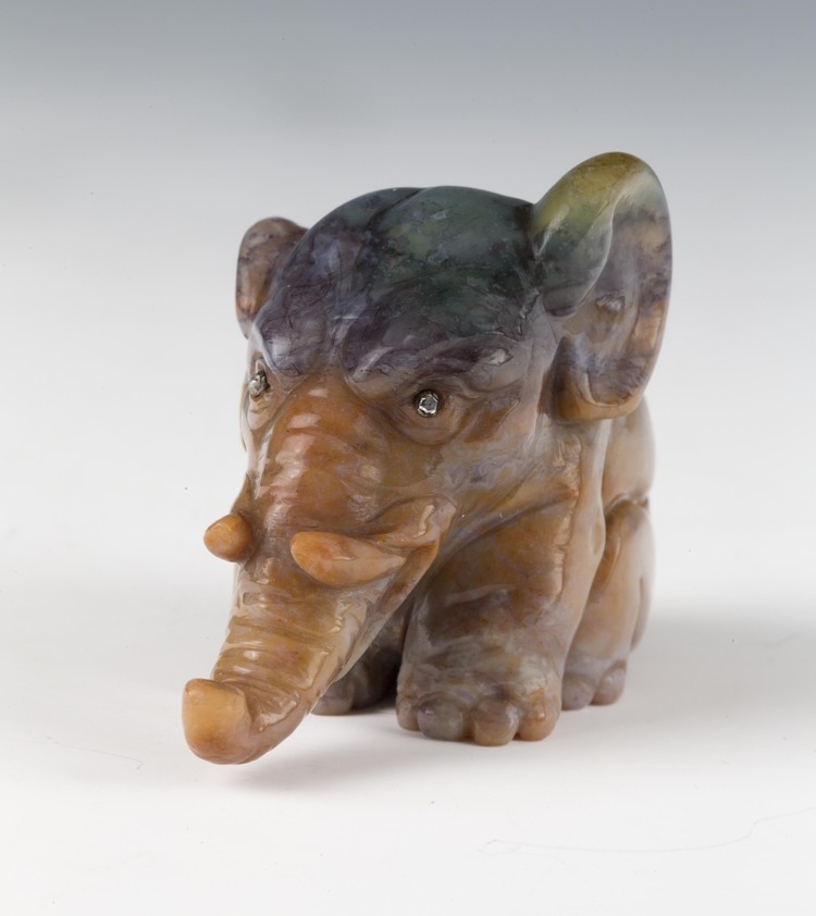 Elephant figurine - фото, ракурс 4