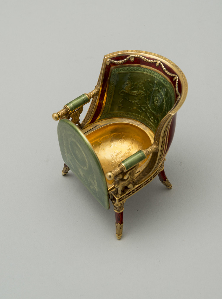 Бонбоньерка в форме кресла - фото, ракурс 7